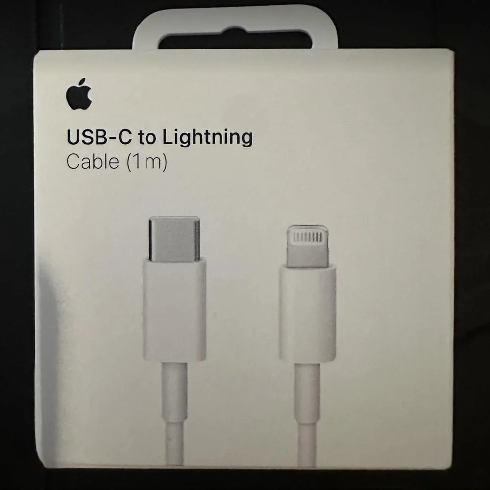 Apple USB-C to Lightning Cable (1 m)